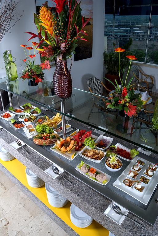 Ghl Hotel Grand Villavicencio Ngoại thất bức ảnh A buffet